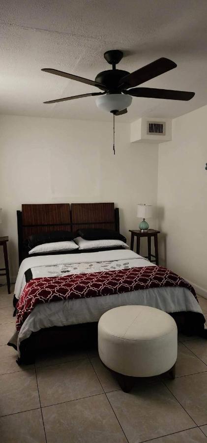 Leo Guest House ฮอลลีวูด ภายนอก รูปภาพ
